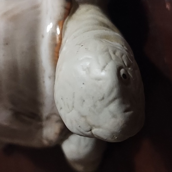 VINTAGE CERAMIC TURTLE. - Picture 6 of 7